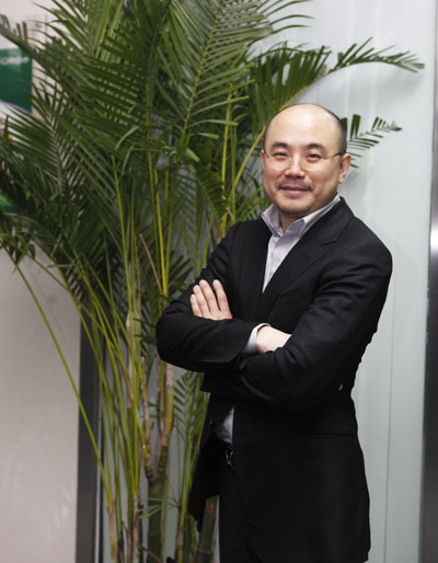 洪明基,香港洪氏集团有限公司董事会副主席,中国与全球化智库( ccg)
